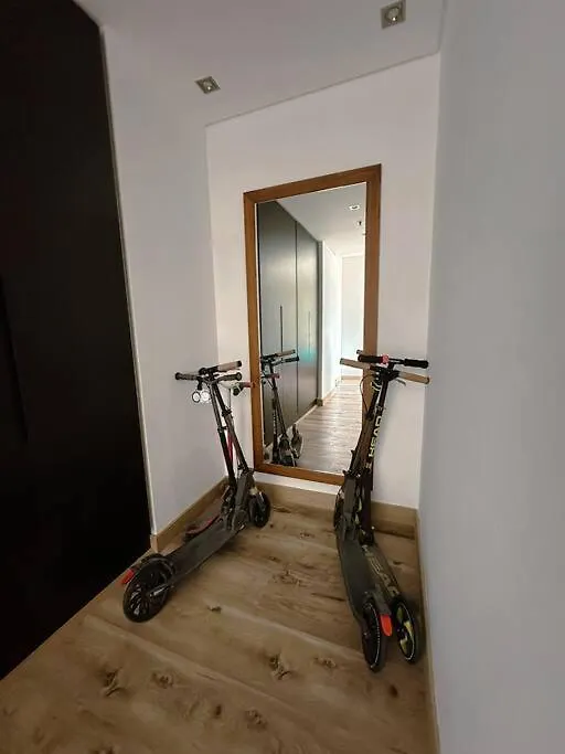 Family Friendly Apt At Palm Dubai Apartment