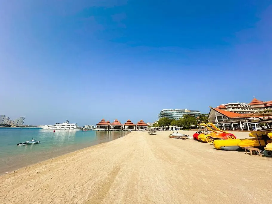 Family Friendly Apt At Palm Dubai United Arab Emirates