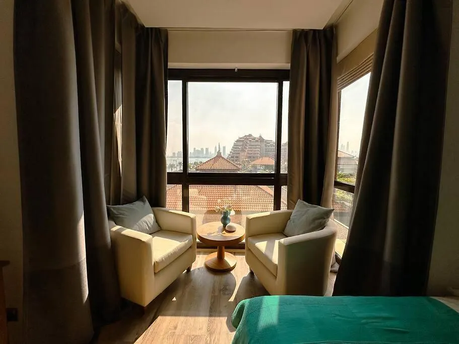 Apartment Family Friendly Apt At Palm Dubai