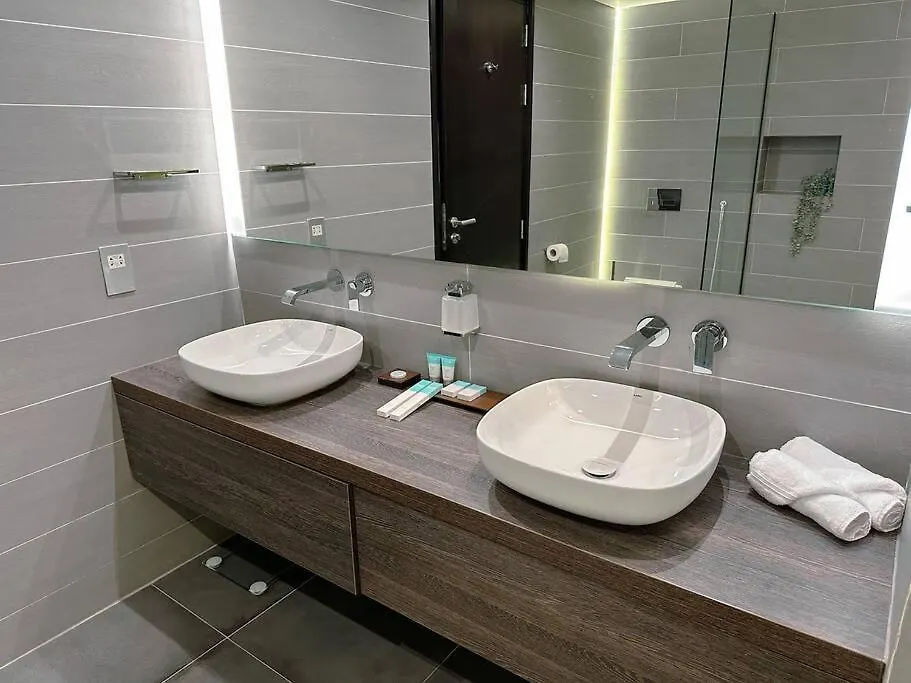 Family Friendly Apt At Palm Dubai